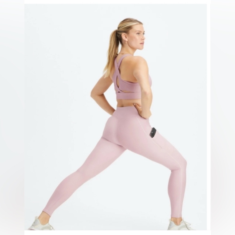 NEW Fabletics High Waisted Cold Weather Pocket Leggings